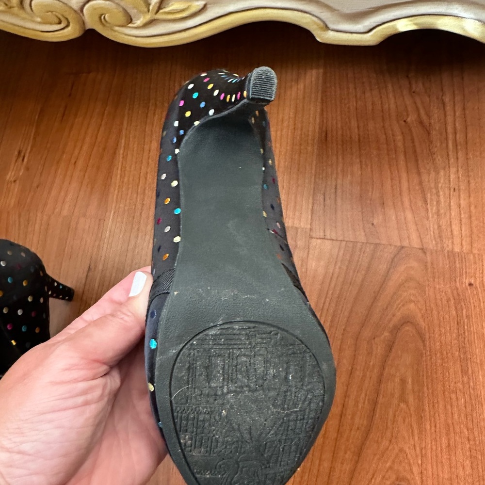 Gorgeous polka dot pumps - Picture 5 of 8